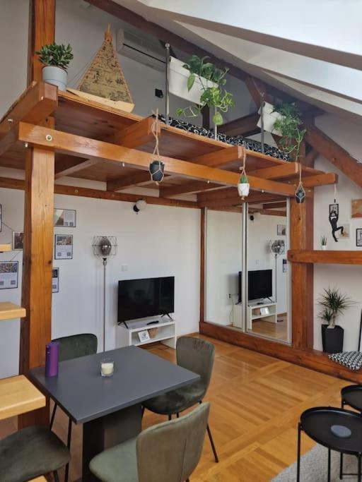 Captain Misha'S Place Beograd Bagian luar foto