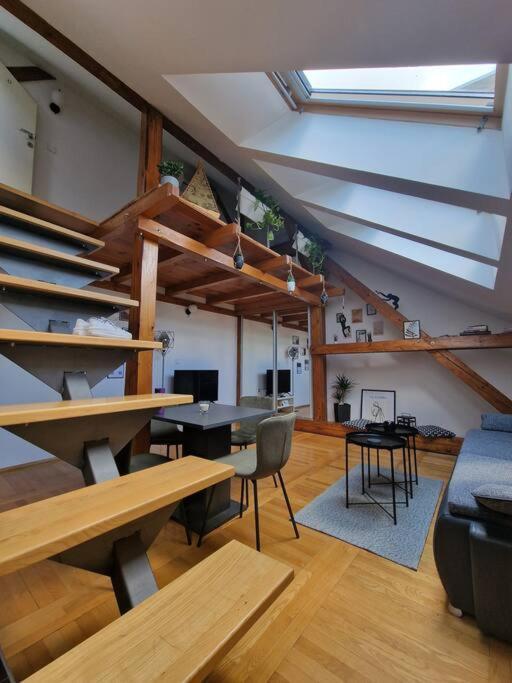 Captain Misha'S Place Beograd Bagian luar foto